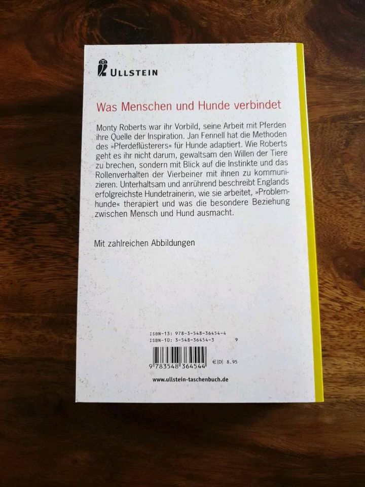 Hundebücher verschiedene in Bisingen