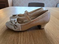 Schicke Schuhe Highheels Verkleiden Prinzessin Gold 29, UK 11 Hessen - Nidda Vorschau