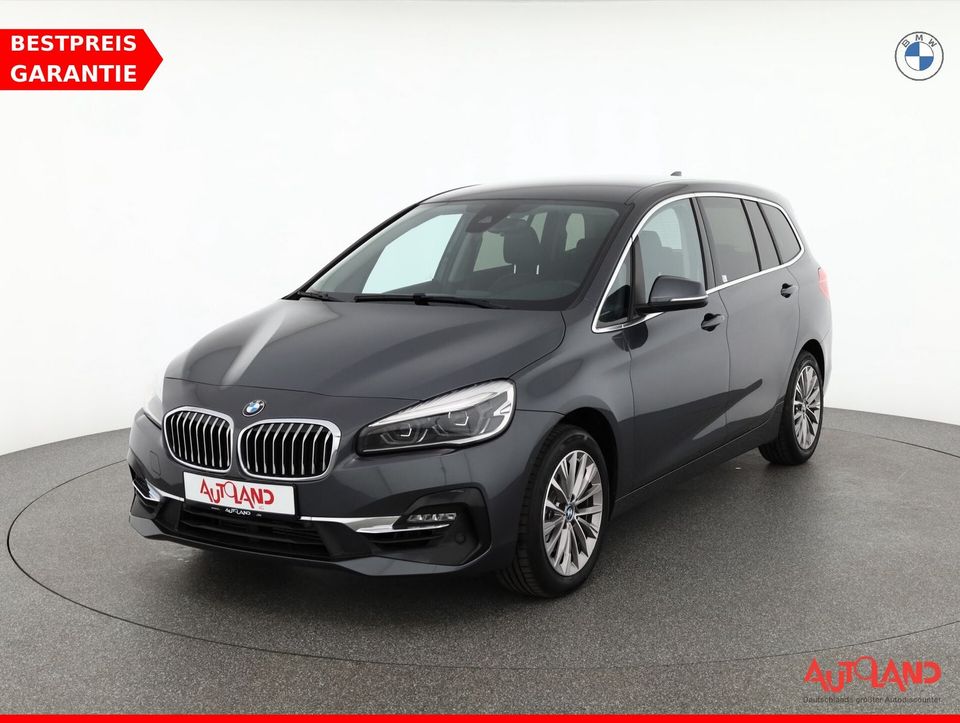 BMW 218i Gran Tourer Luxury Line LED Navi Leder PDC in Berlin