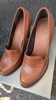 Esprit Pumps hochhackig braun Gr. 40 Berlin - Spandau Vorschau