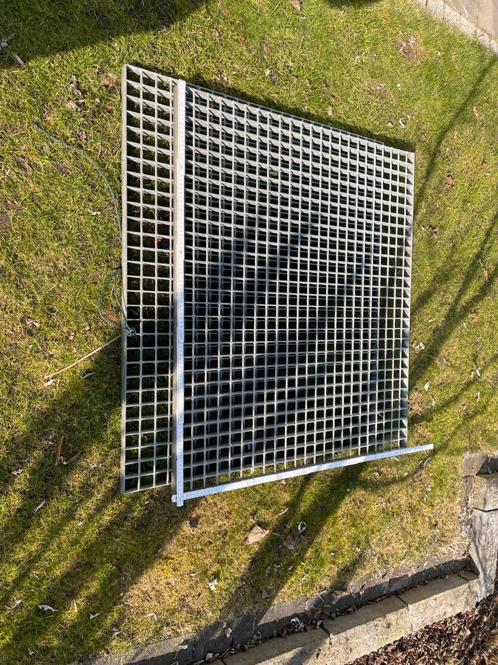 Gitterrost verzinkt, schwere Qualität, befahrbar, 1,0mx0,86m in Torgau