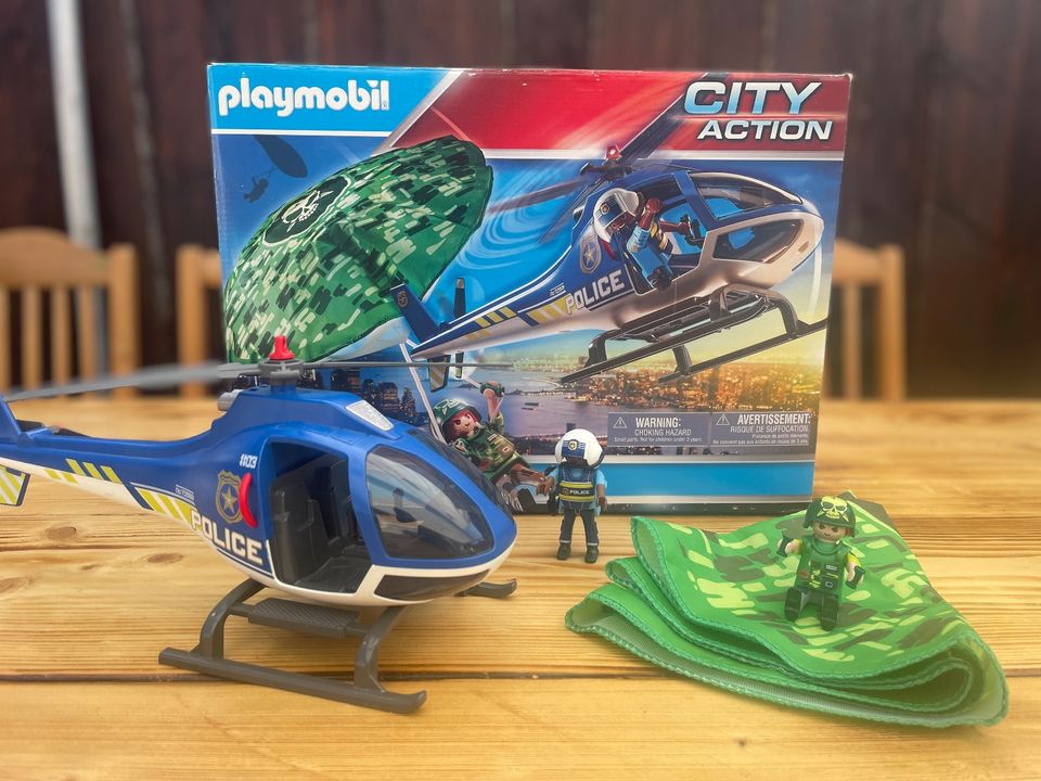 Playmobil City Action, Helicopter & Bandit No.: 70569 Age 4-10 in Hamburg