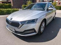 Skoda Octavia 1.5 TSI e-TEC DSG STYLE LED NAVI KEYLESS Hannover - Kirchrode-Bemerode-Wülferode Vorschau