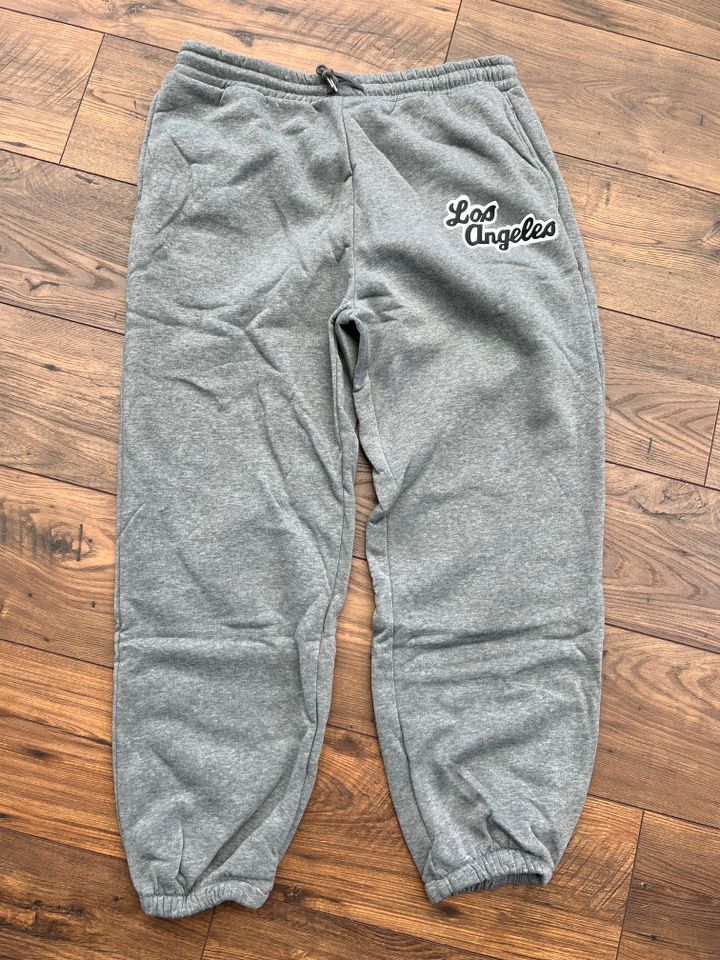 Jogginghose Los Angeles XL NEU grau in Lauenau