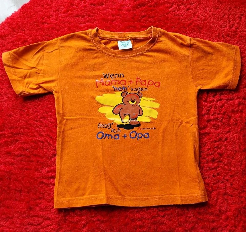 T-Shirt Gr 104 zu verkaufen in Buchloe