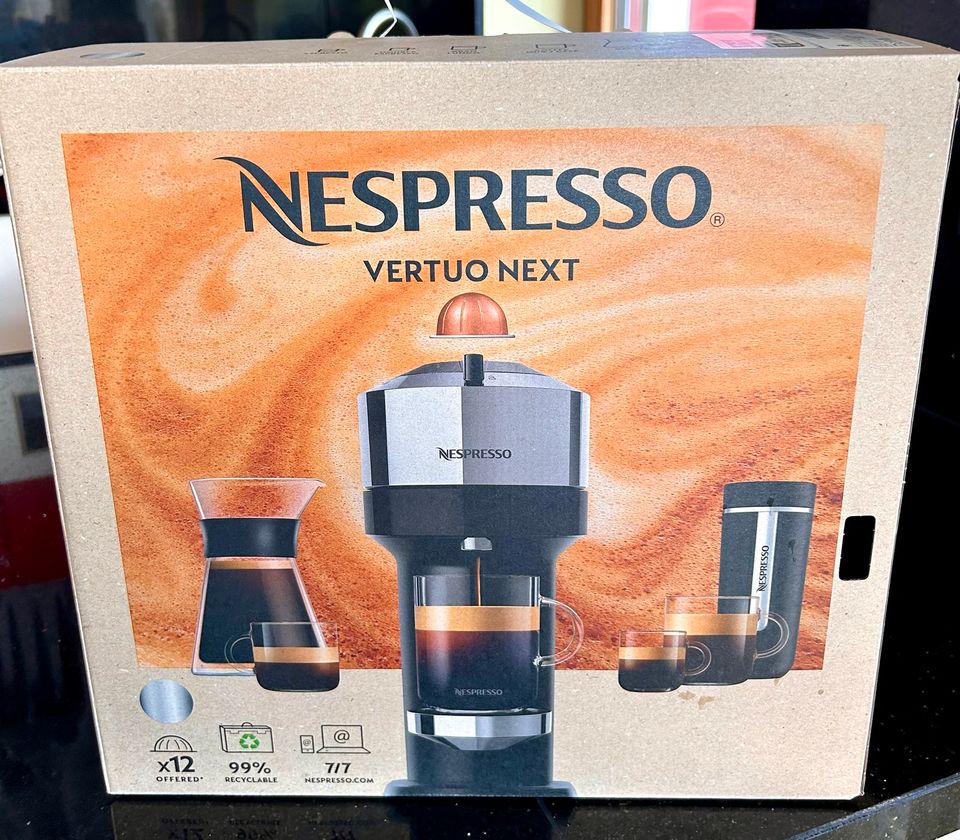 Nespresso Kapselmaschine Pure Chrom in Bad Belzig