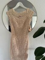 Kleid Midi Kleid eng Sommerkleid Creme Niedersachsen - Emden Vorschau