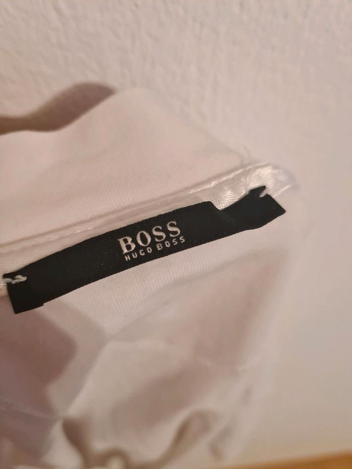 Boss T-shirt weiß 34/36 in Ingolstadt