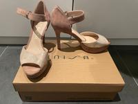 Unisa High Heels Beige 37 Neu Nordrhein-Westfalen - Kleve Vorschau