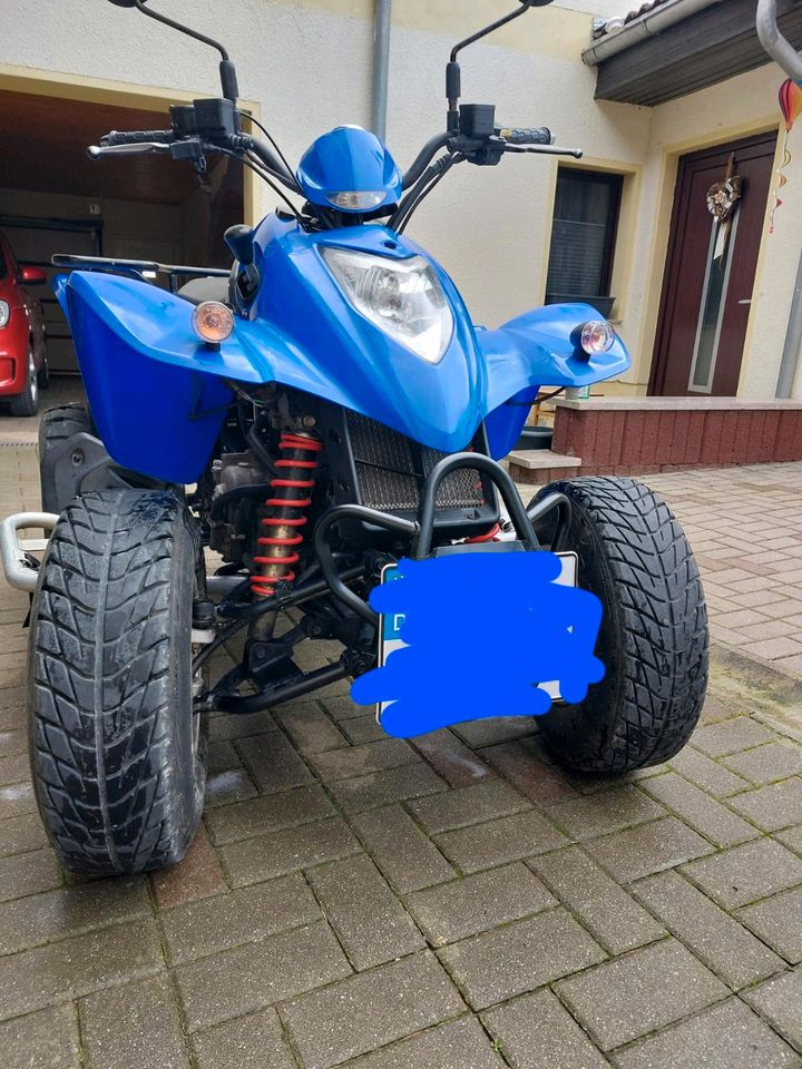 Quad Kymco 250 in Laucha an der Unstrut