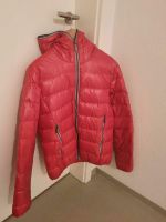 Winterjacke Calvin Klein Größe M München - Thalk.Obersendl.-Forsten-Fürstenr.-Solln Vorschau