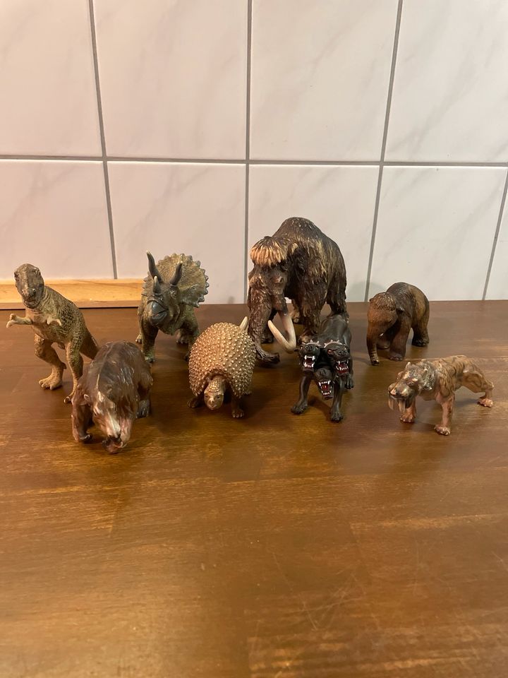 Schleich Spielzeug Sammlung, 58 Tiere, Affenbrotbaum, Zäune, in Berlin