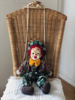 Clown mit Keramikkopf auf Schaukel, ca. 50 cm groß Obergiesing-Fasangarten - Obergiesing Vorschau