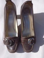 Högl Schuhe, braun, mit Schnalle, sehr guter Zustand Gr. 36 (3) Bayern - Günzburg Vorschau