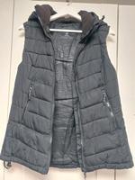 H&M ärmellose Steppweste/Weste/Jacke Kapuze Damen schwarz Gr. 38 Nordrhein-Westfalen - Kerken Vorschau