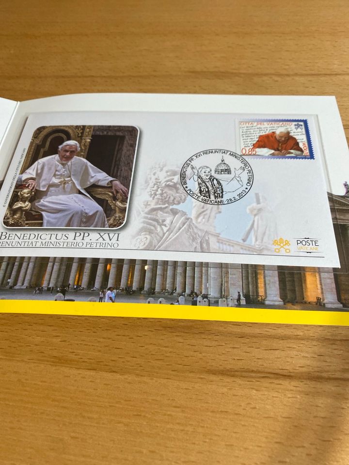 Papst Benedikt Folder Sede Vacante in Essen