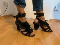 Zara schwarze Wildleder Sandaletten Berlin - Zehlendorf Vorschau