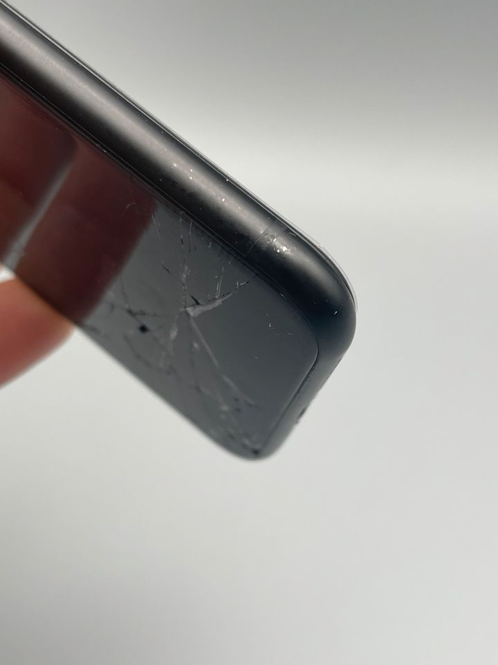 iPhone XR schwarz funktionsfähig als defekt in Georgsmarienhütte