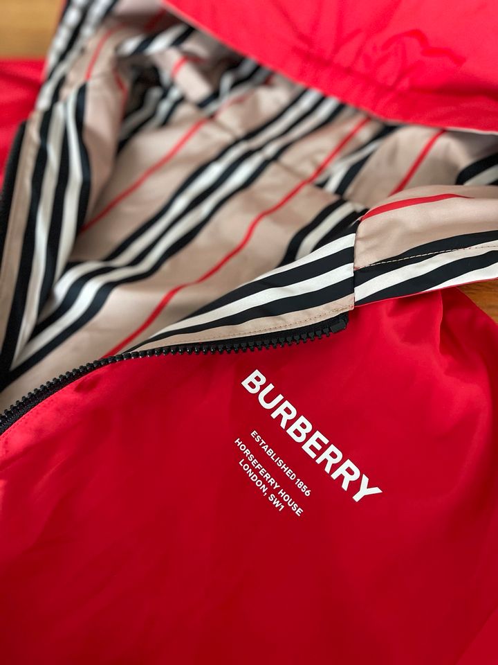 Burberry Kids Wendejacke, neu! | Gr.140 in Karlsruhe