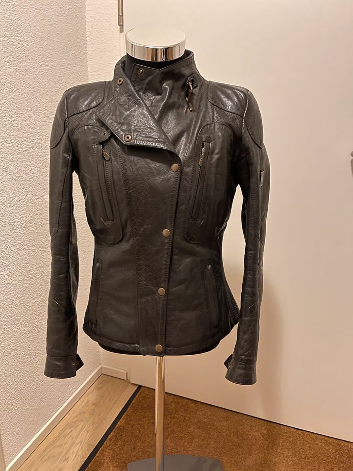 Belstaff Damen Lederjacke schwarz in Lottstetten