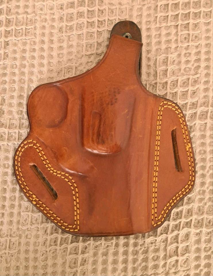 S&W Mg 357 Magnum Echtes Leder Combat Gürtelholster Hand Made in Bad Wimpfen