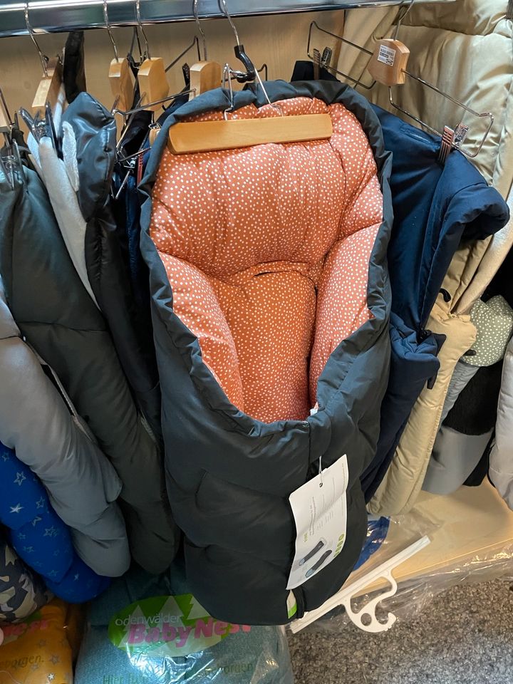 NEU - Kinderwagen-Fußsack - Kollektion 2023 - Handmuff - Lammfell - NEU - FIRLEFANZ in Berlin