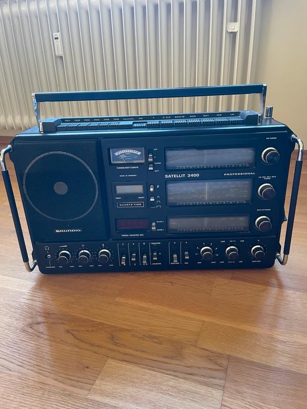 Used Grundig Satellit 3400 Radios for Sale | HifiShark.com Used Grundig Satellit 3400 Radios for Sale | HifiShark.com