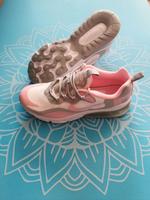 *Brandneue*  Nike Knackige Air Max 270 React 38,5 Sportschuhe Hessen - Naumburg  Vorschau