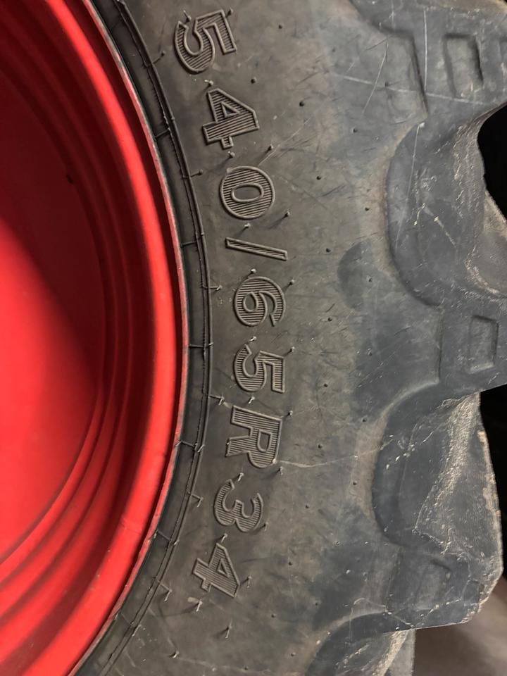 540/65 R34 incl Felge DW16 L 34 Vorderreifen Fendt 700/800/900 in Hanstedt Kr Uelzen
