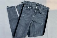 schwarz-graue Jeans mit seitlichem Samtstreifen Zara 36 Nordrhein-Westfalen - Schermbeck Vorschau