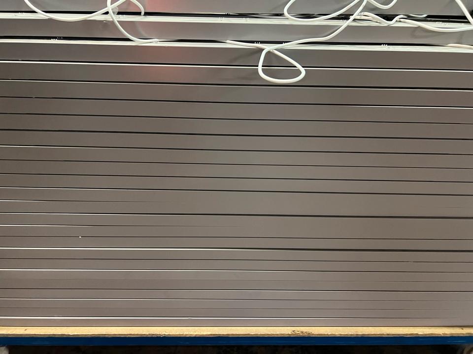 Langfeld Leuchten LED Licht 33 Watt über 700 Stück in Nonnweiler