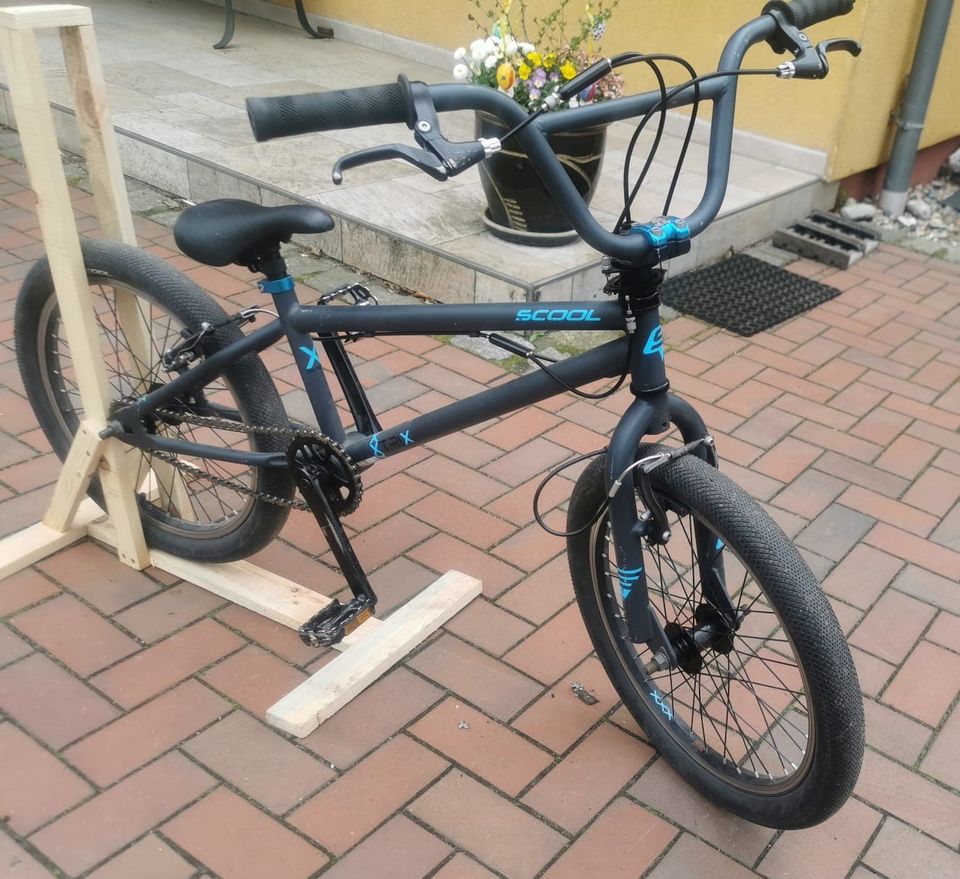 BMX-Fahrrad in Krauschwitz