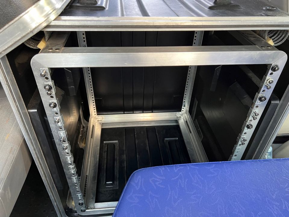 SKB Flightcase Case Box Rack Behälter in Hannover