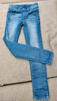 Jeans, Gr. 122 Super Skinny, schmale Hose Nordrhein-Westfalen - Castrop-Rauxel Vorschau