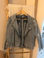 Oversized Jeansjacke von Vila, Gr. S Bayern - Roding Vorschau
