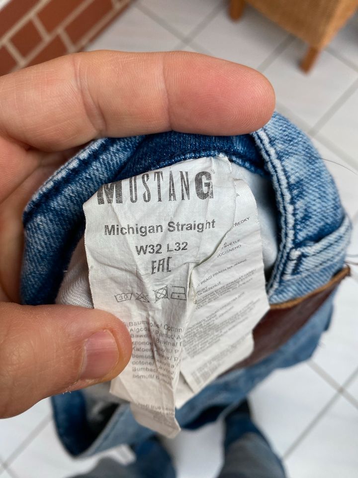 Mustang jeans 32/32 in Göttingen