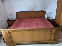 Schlafzimmer Möbel Bett Schrank Nachttisch Massivholz antik Nordrhein-Westfalen - Kall Vorschau