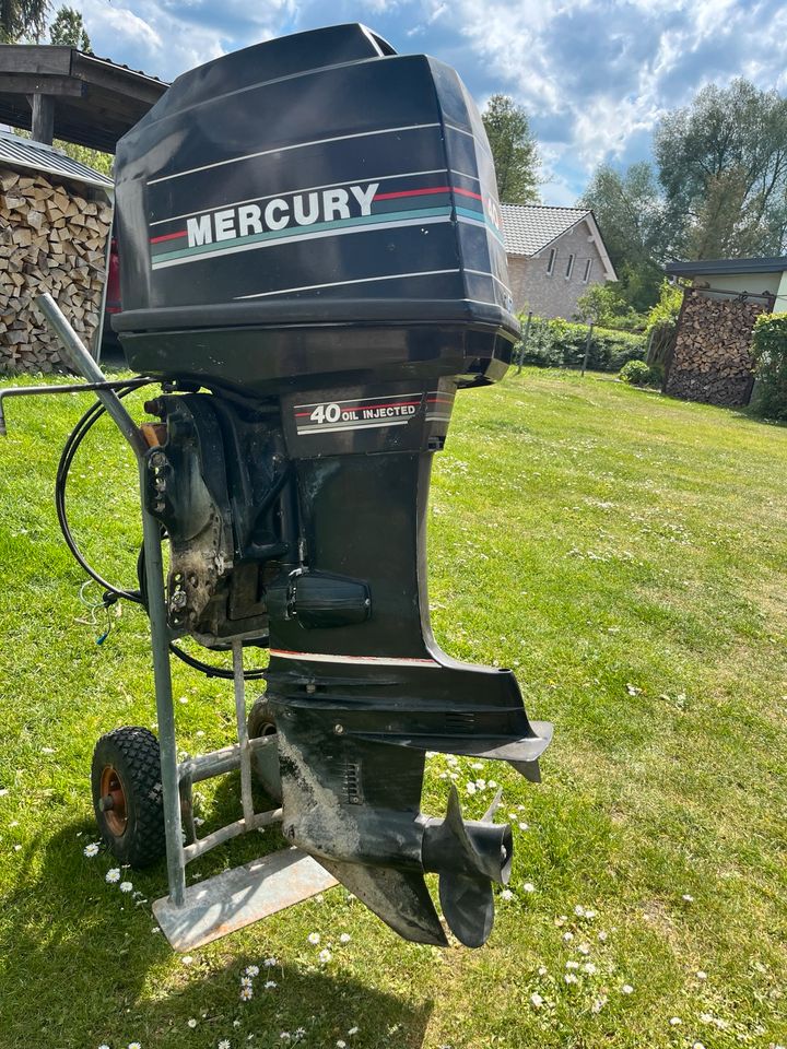 Mercury Bootsmotor 40 PS 4 Zylinder in Erkner