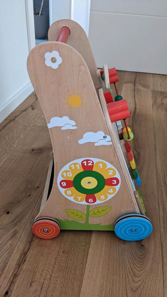 Lauflernwagen aus Holz - Glockenspiel Steckspiel in Alpen