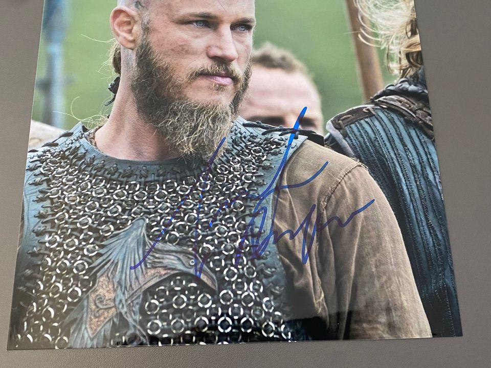 Travis Fimmel VIKINGS "Ragnar" Autogramm 8x10" Foto - Signiert in Oberhausen