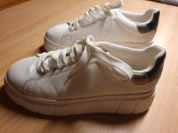 Sneaker  wie neu! Baden-Württemberg - Offenburg Vorschau