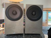 Zwei aktive Highend-Subwoofer A.C.T. M2BR SE in Beton-Optik Dortmund - Innenstadt-West Vorschau