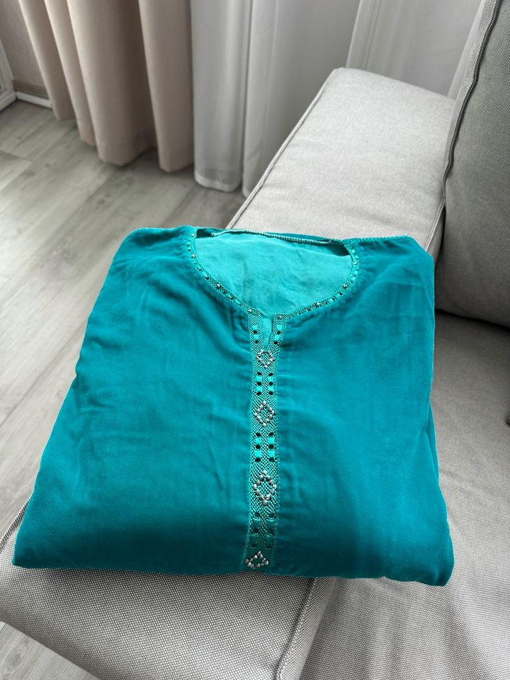 Gandoura Kendoura Kaftan marokkanisches Kleid Samt in Dreieich