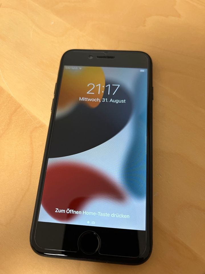 iPhone 7 32GB schwarz mit OVP + Zubehör in Murrhardt