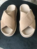 UGG Leder Pantoletten Gr.37 Nordrhein-Westfalen - Unna Vorschau
