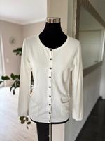 Boden Strickjacke Weiß Gr. UK14 40 Top Zustand Niedersachsen - Hildesheim Vorschau