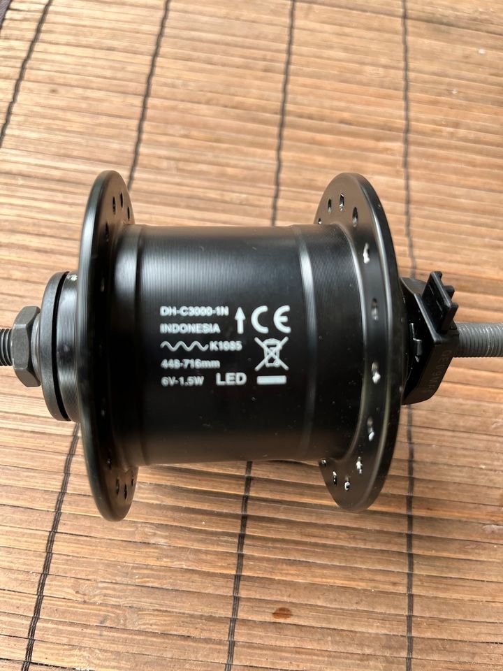 Shimano Dynamo Nabendynamo in Vollersode