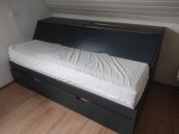 Selbst gebautes Bett mit Gästebett massiv kein Ikea Niedersachsen - Oldenburg Vorschau