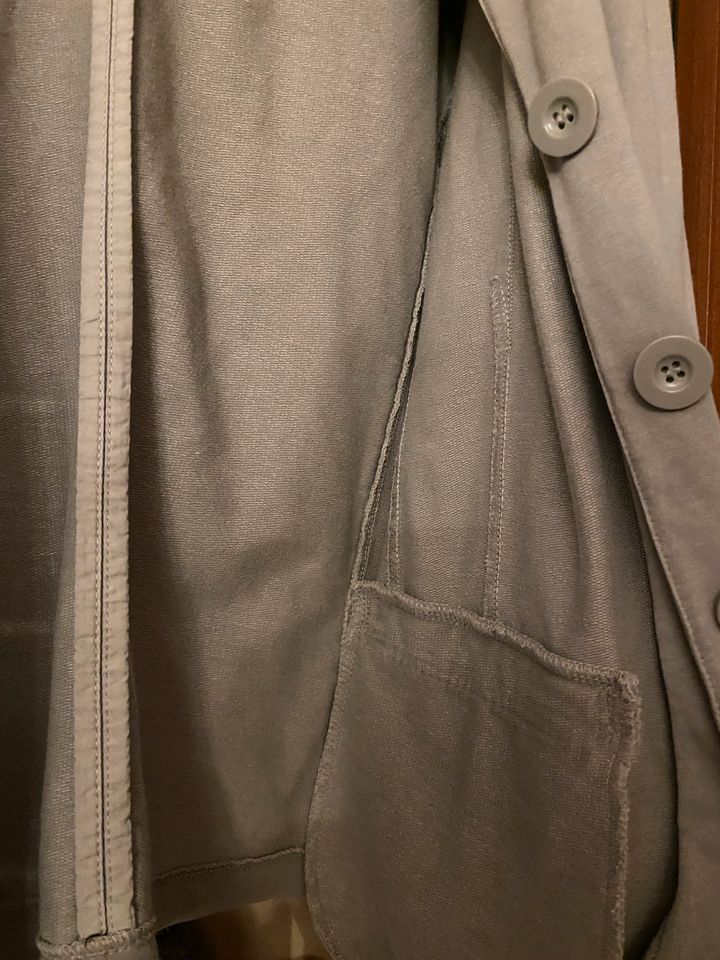 Schöne Damen Jacke, grau Gr 44/46 von Gerry Weber in Hamburg