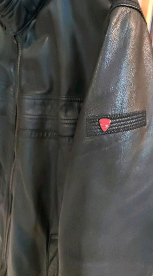 Strellson Lederjacke / Echtes Leder "Swiss Design" - Biker - RAR! in  Dithmarschen - Burg (Dithmarschen) | eBay Kleinanzeigen ist jetzt  Kleinanzeigen